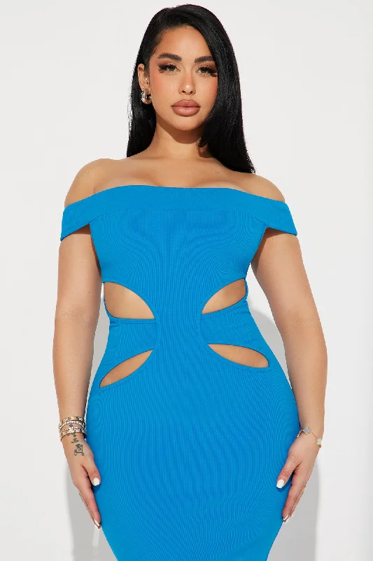 Mila Cutout Midi Dress - Blue