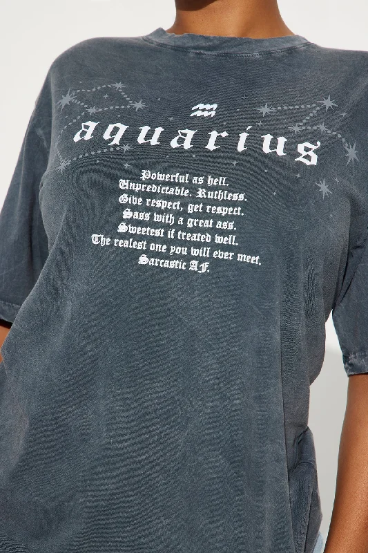 Aquarius Season Washed Top - Grey/combo