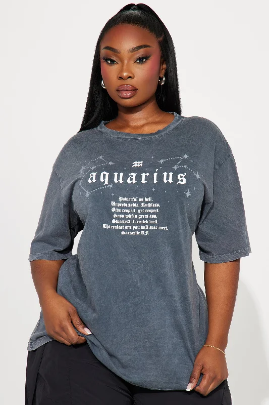 Aquarius Season Washed Top - Grey/combo