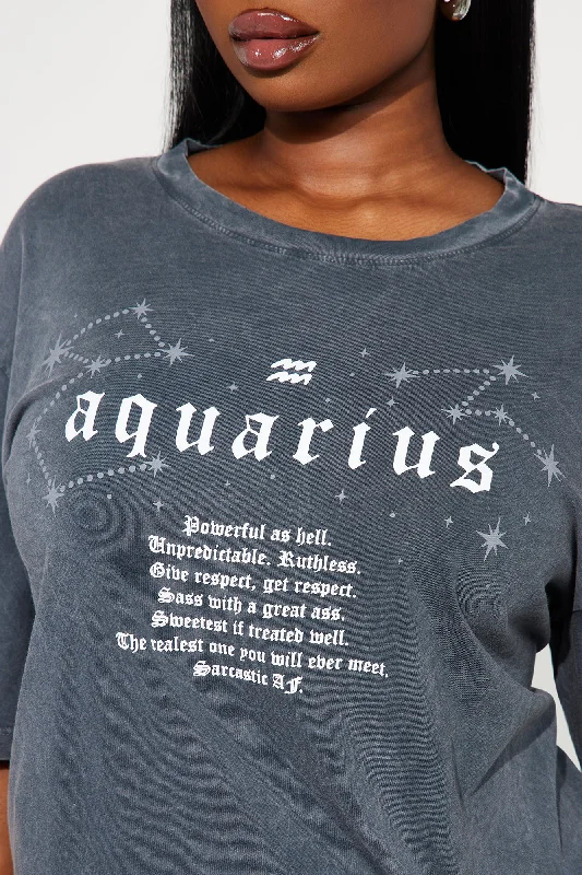 Aquarius Season Washed Top - Grey/combo