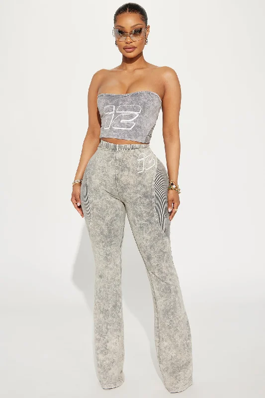 Devon Washed Flare Pant - Grey/combo