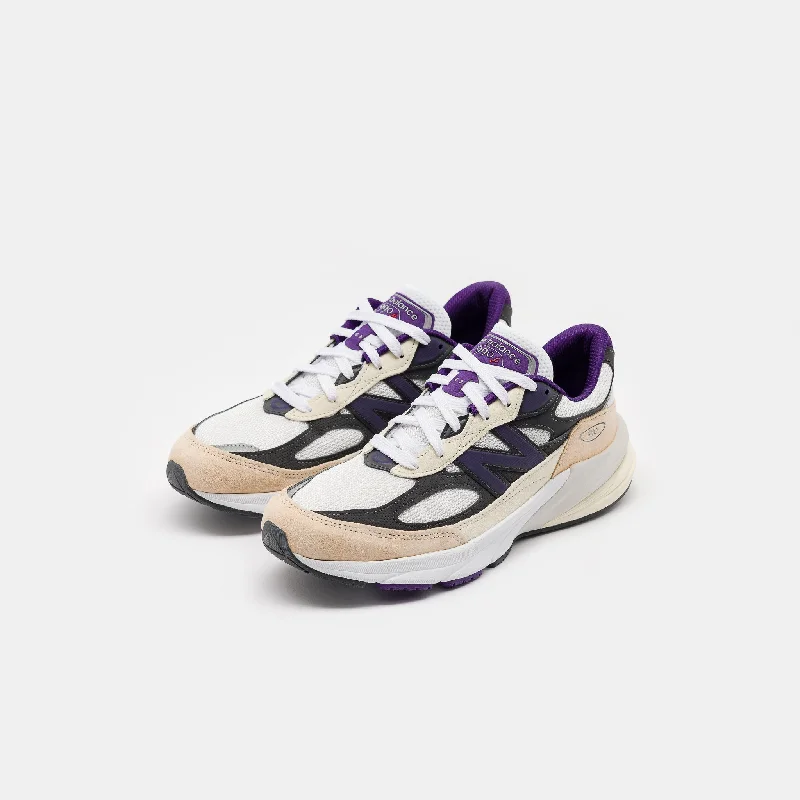 MADE in USA 990 V6 Sneaker in White/Black Plum/Phantom