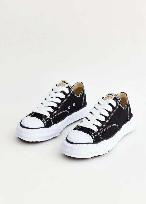 Peterson 23 Low Top Sneakers