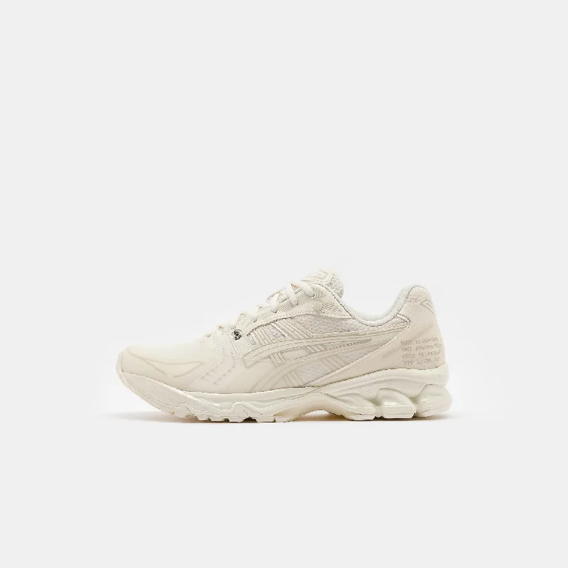 SBTG Gel-Kayano 14 Sneaker in Cream/Cream