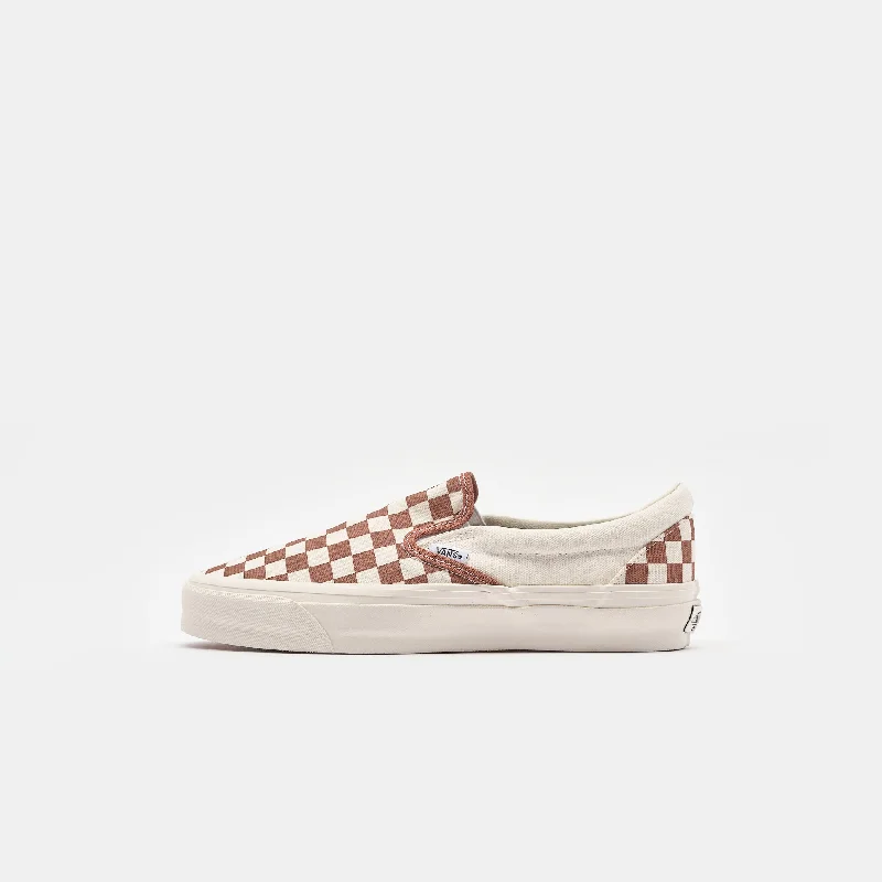 Slip-On Reissue 98 Sneaker in LX Checkerboard Coffee