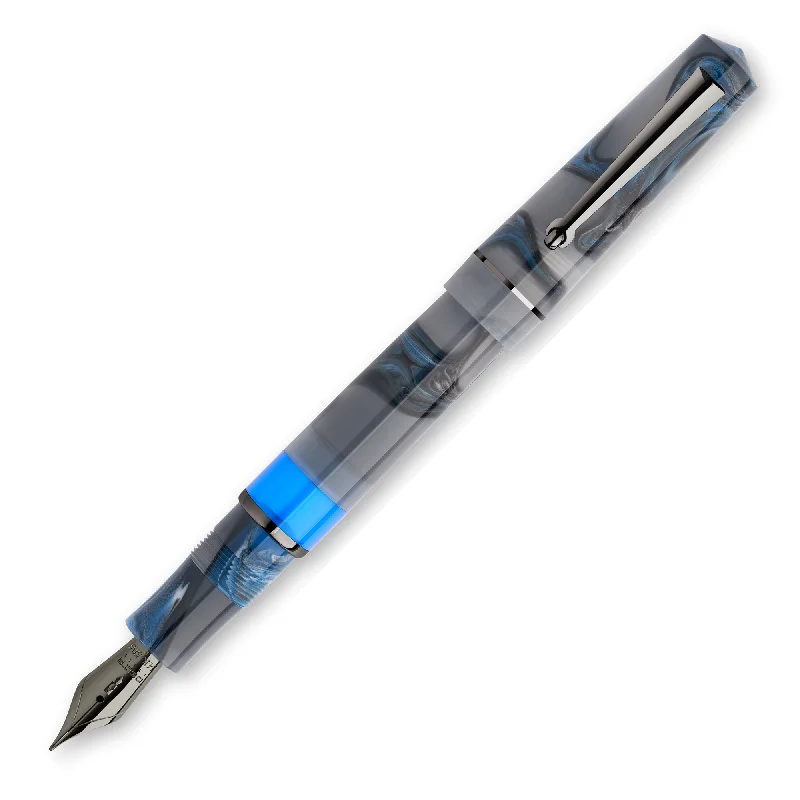 Delta Duna Grey Fountain Pen 14k Nib