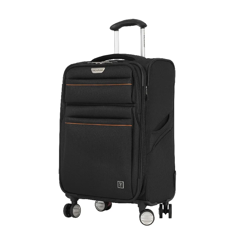 Mar Vista 2.0 21" Spinner Carry-On Luggage