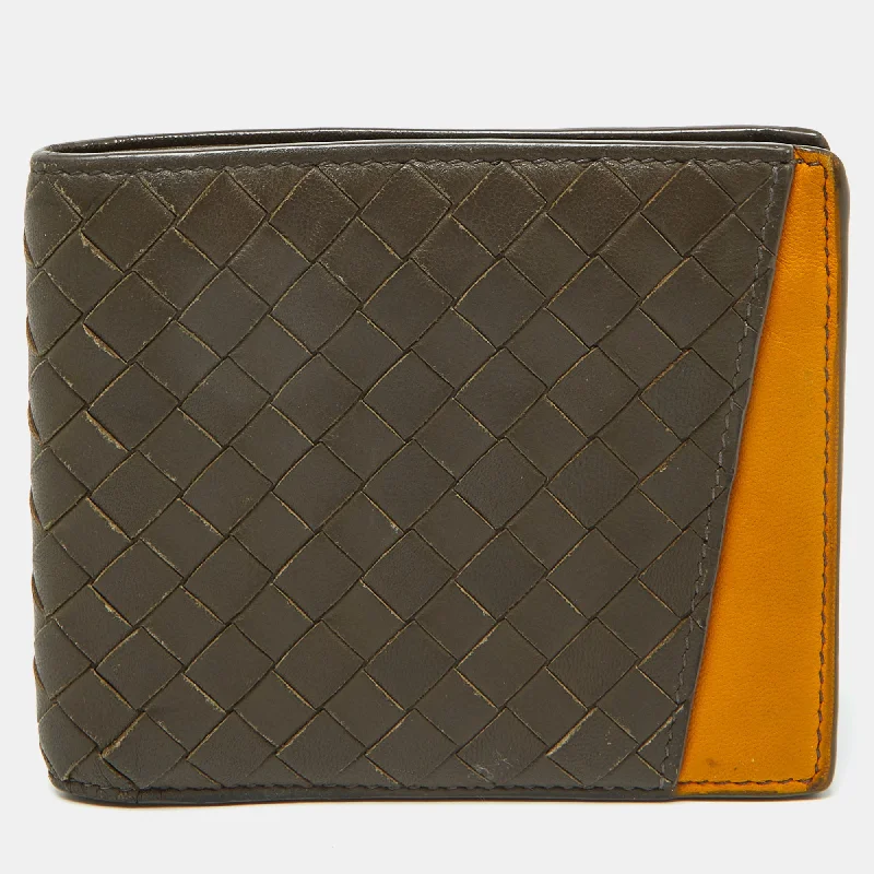 Stainless steel money clips for durability Waterproof Nylon Passport Covers & Wallets for Outdoor AdventuresBottega Veneta Beige/mustard Intrecciato Leather Bifold Wallet