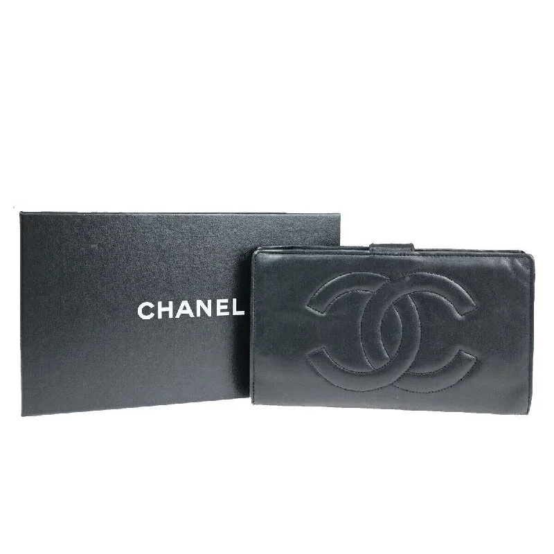 Custom money clips for corporate gifts Glittery Sequined Passport Covers & Wallets for Party LoversChanel  Leather Wallet  (Pre-Owned)