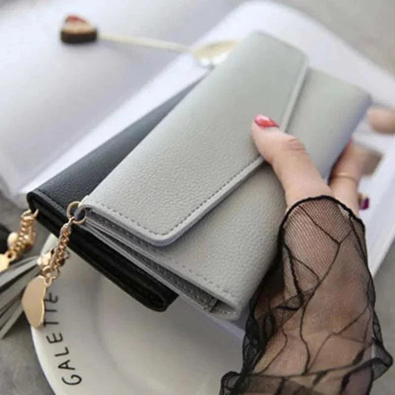 Slim money clips for minimalist wallets Colorful Floral-Printed Passport Covers & Wallets for Fashionable WomenDesigner leather coin purses with long tassels - Stylish Accessories