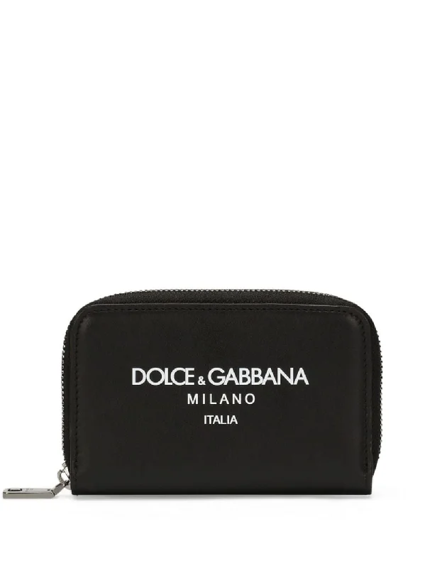 Money clips with built-in bottle openers Leather Passport Covers & Wallets with Handmade Stitching for Luxury TravelersDolce & Gabbana Men's Wallets Money clips with built-in bottle openers Leather Passport Covers & Wallets with Handmade Stitching for Luxury TravelersDolce & Gabbana Men's Wallets
