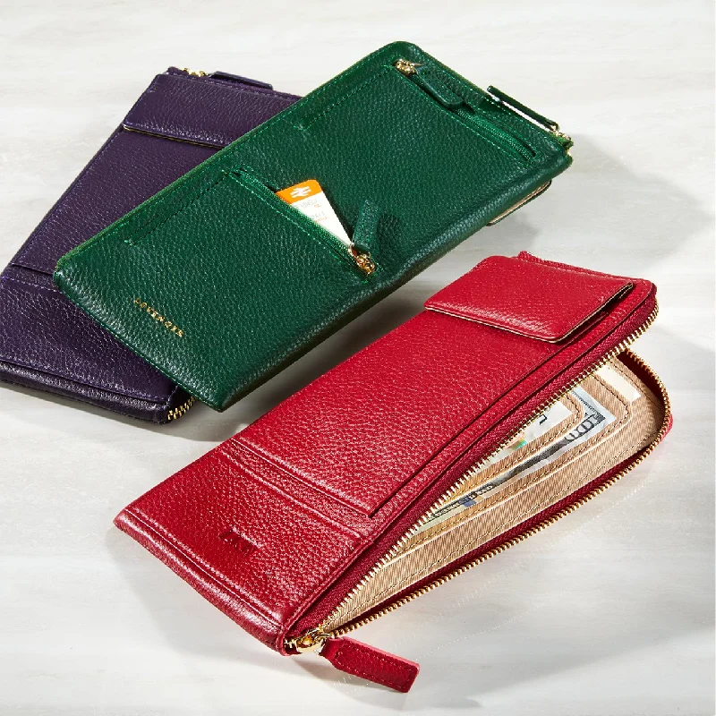 Vintage-style money clips for collectors Leather Passport Covers & Wallets with Handmade Stitching for Luxury TravelersGetaway First-Class Traveler Wallet