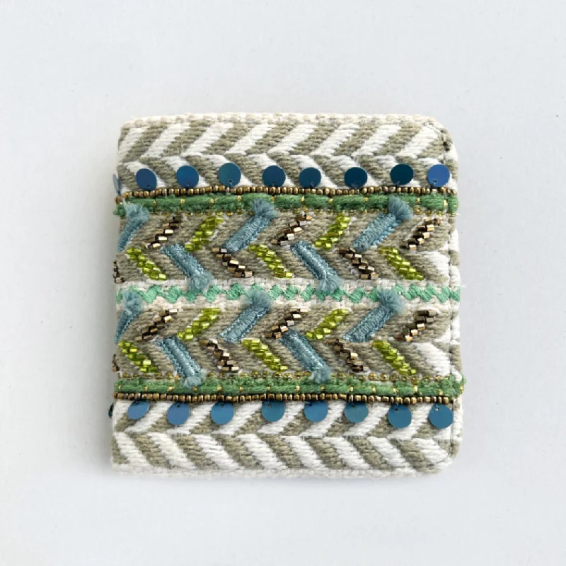 Elegant money clips for weddings Magnetic-Closure Passport Covers & Wallets for Quick AccessGREEN LEAVES SNAP BUTTON WALLET