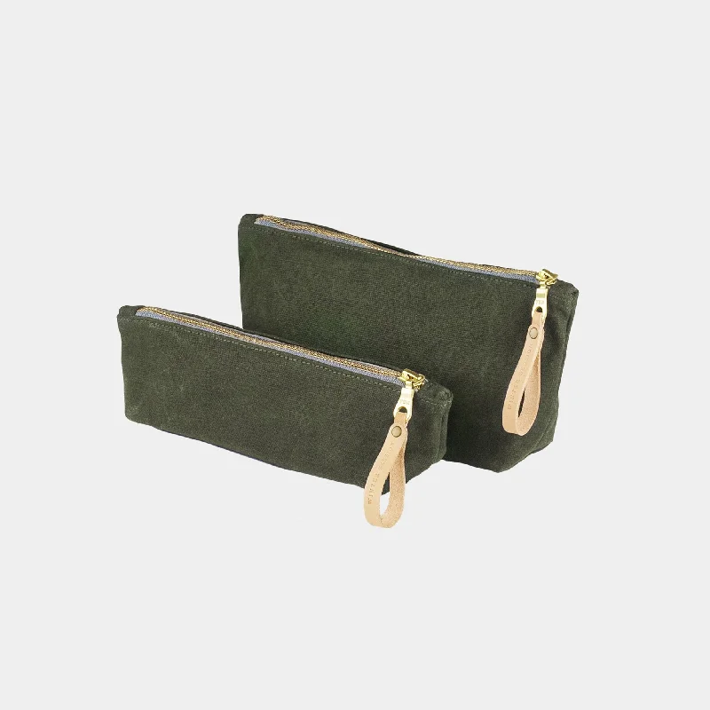 Money clips vs traditional wallets Embroidered Silk Passport Covers & Wallets with Gold Thread for Special OccasionsWaxed Canvas Zip Bag
