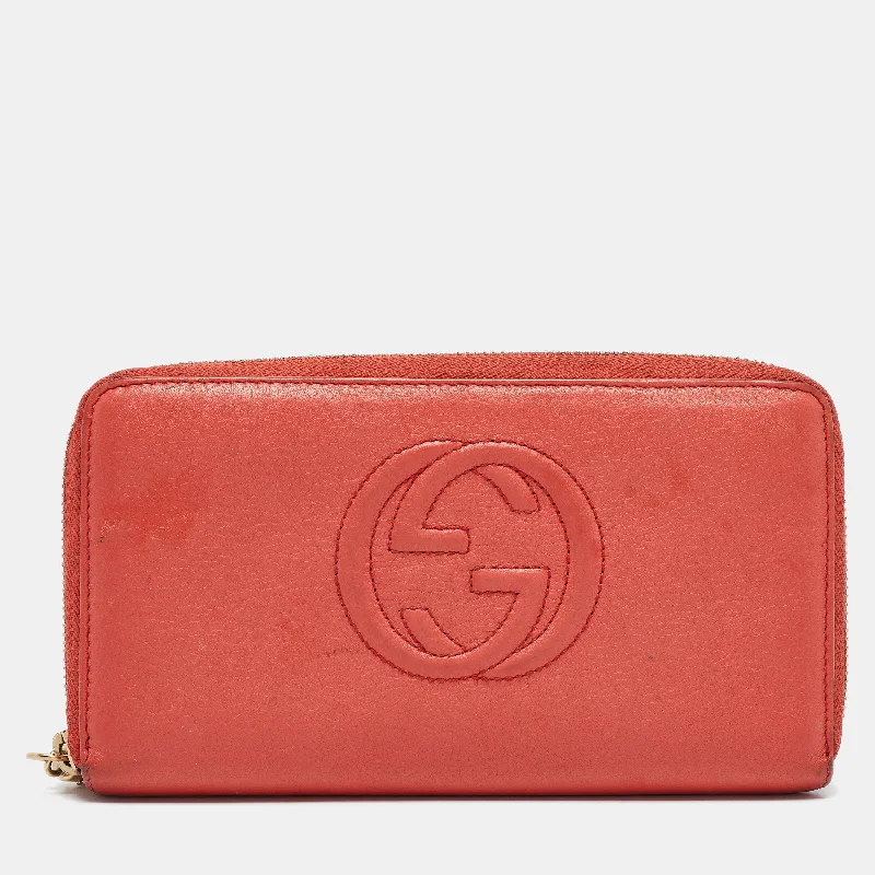 Money clips for holding large amounts of cash Silver-Plated Passport Covers & Wallets with Gemstone Accents for Elegant WomenGucci Orange Leather Soho Zip Continental Wallet