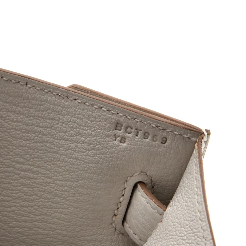 Money clips for holding large amounts of cash Leather Passport Covers & Wallets with Handmade Stitching for Luxury TravelersKelly Depeches Pouch Togo 25