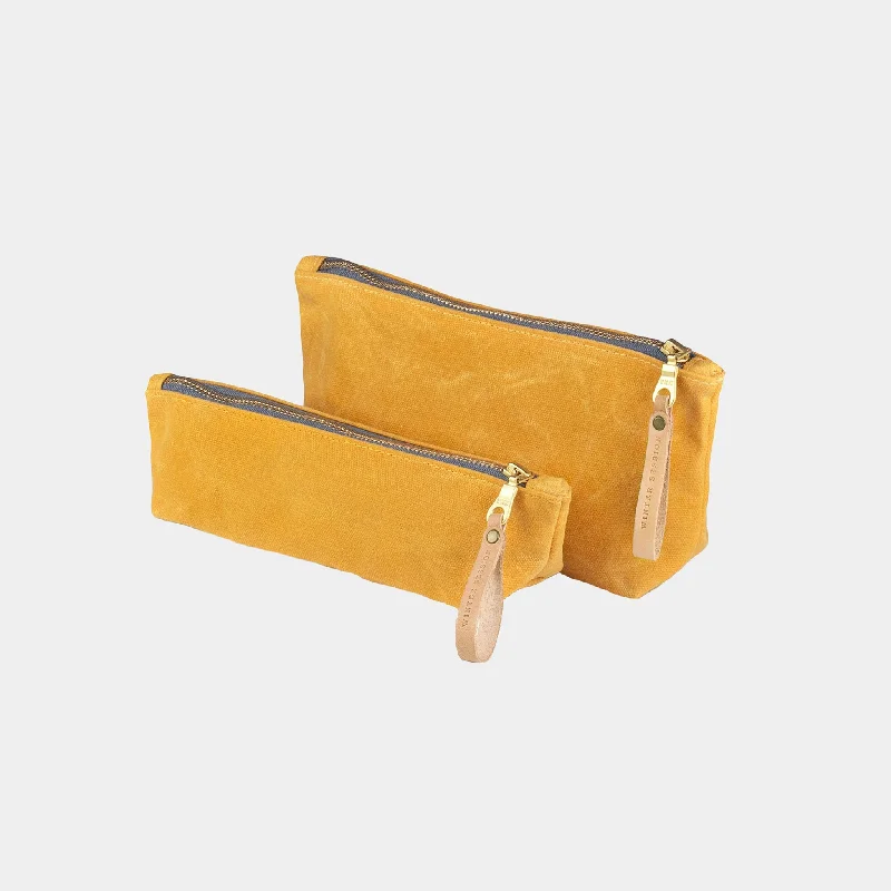 Money clips with RFID protection RFID-Blocking Passport Covers & Wallets in Sleek Black for Business TripsWaxed Canvas Zip Bag