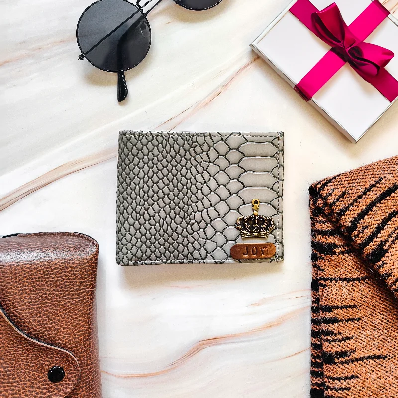 Vintage-style money clips for collectors Vegan Leather Passport Covers & Wallets for Environmentally Conscious PeoplePersonalized Men’s Textured Grey Wallet with Free Charm Vintage-style money clips for collectors Vegan Leather Passport Covers & Wallets for Environmentally Conscious PeoplePersonalized Men’s Textured Grey Wallet with Free Charm