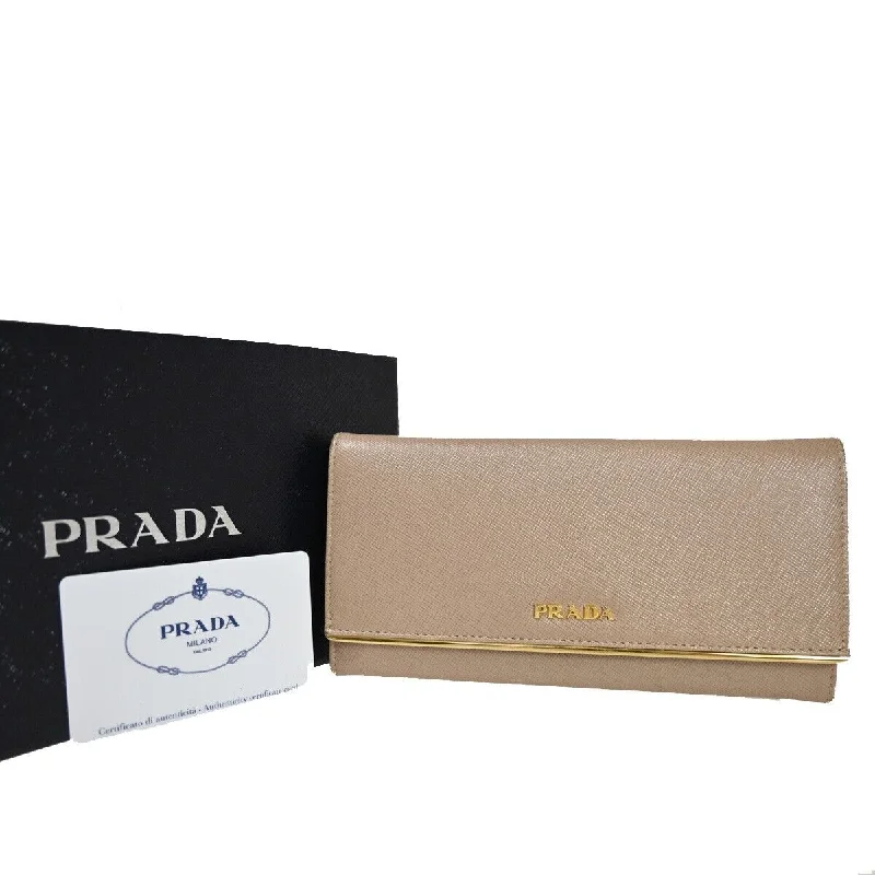 Top-rated money clips for everyday use Cowhide Leather Passport Covers & Wallets with a Rustic Western LookPrada Saffiano  Leather Wallet  (Pre-Owned)