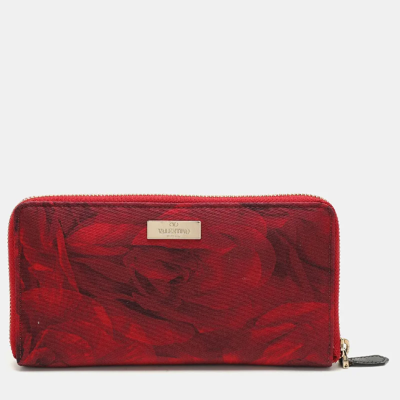 Top-rated money clips for everyday use Embroidered Silk Passport Covers & Wallets with Gold Thread for Special OccasionsValentino Red Printed Nylon Continental Zip Around Wallet