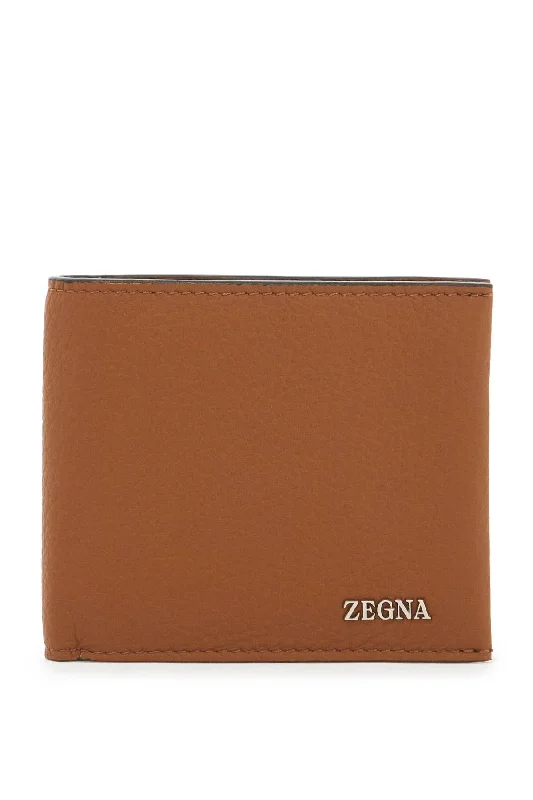 How to choose the right money clip Camouflage-Patterned Passport Covers & Wallets for Hunters and MilitariesZegna Leather Bifold Wallet