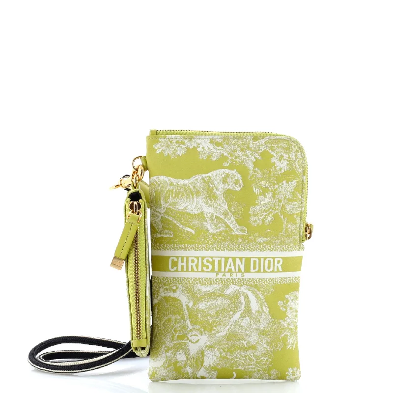 Vintage-style money clips for collectors DiorTravel Multifunctional Pouch Printed Technical Fabric Vintage-style money clips for collectors DiorTravel Multifunctional Pouch Printed Technical Fabric