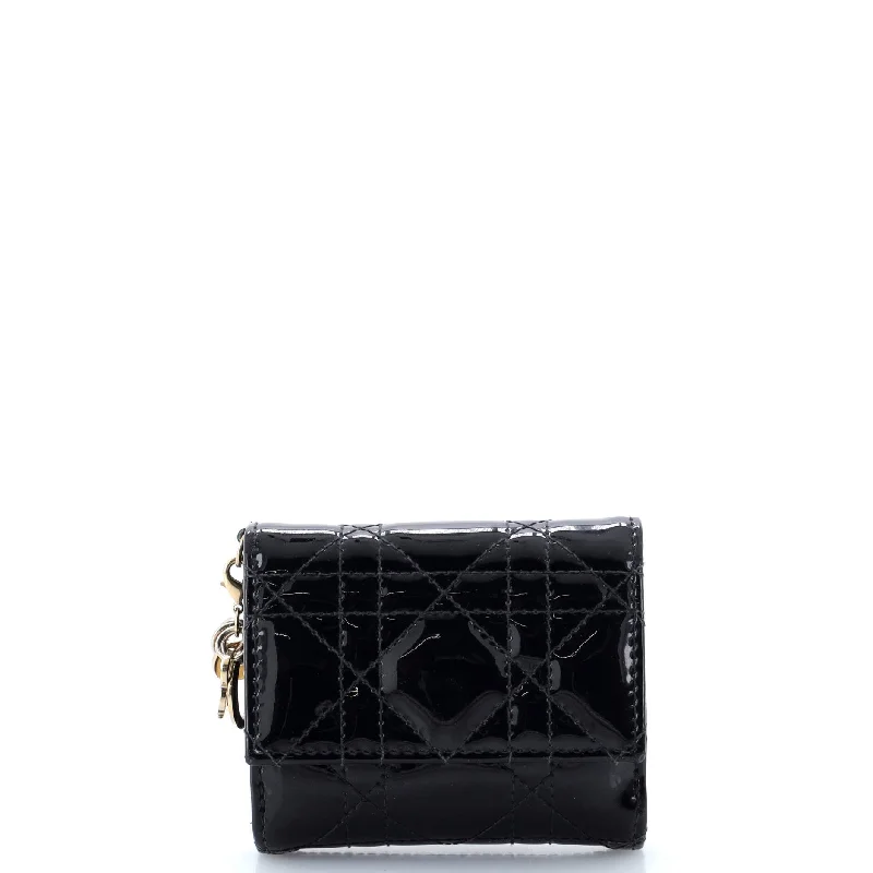 Slim money clips for minimalist wallets Lady Dior Lotus Wallet Cannage Quilt Lambskin Compact