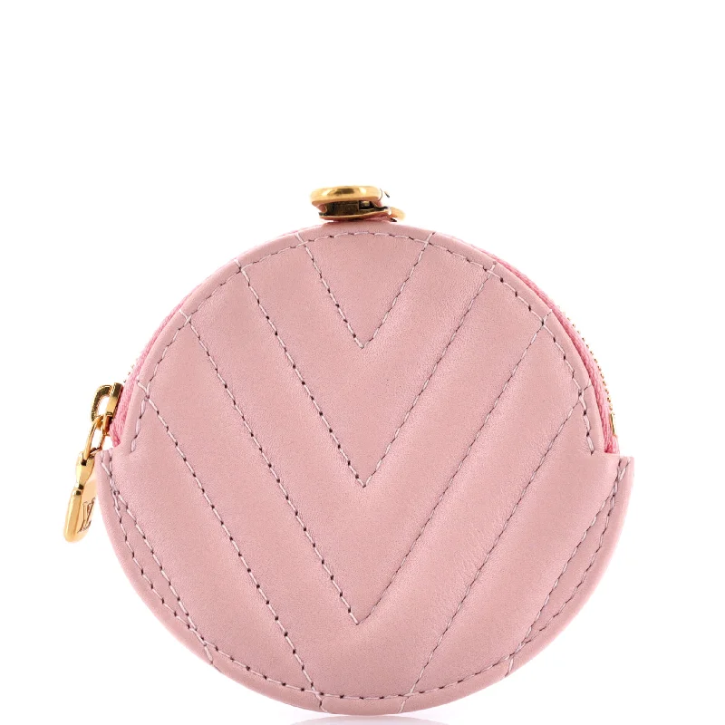 Money clips vs traditional wallets New Wave Multi Pochette Round Coin Purse Quilted Leather
