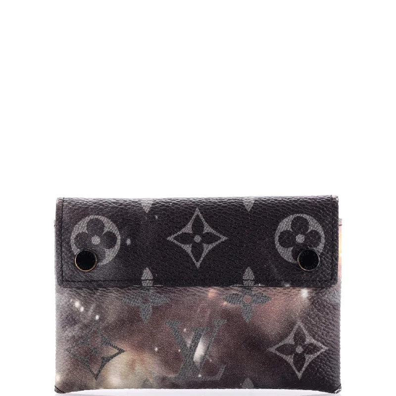Vintage-style money clips for collectors Pochette Alpha Limited Edition Monogram Galaxy Canvas PM Vintage-style money clips for collectors Pochette Alpha Limited Edition Monogram Galaxy Canvas PM