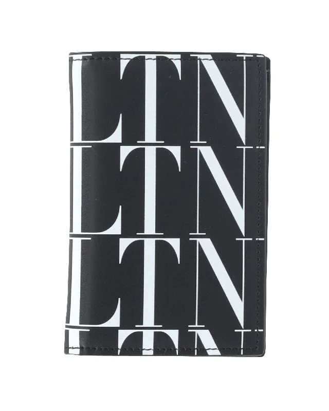 Personalized engraved money clips for men Valentino Garavani VLTN-Print Cardholder in Black Leather Personalized engraved money clips for men Valentino Garavani VLTN-Print Cardholder in Black Leather