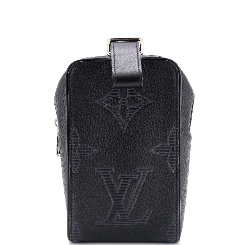 Money clips for women with sleek designs Wash Pouch Monogram Shadow Giant Taurillon Leather Money clips for women with sleek designs Wash Pouch Monogram Shadow Giant Taurillon Leather